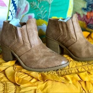 Vici dolls chevron bootie